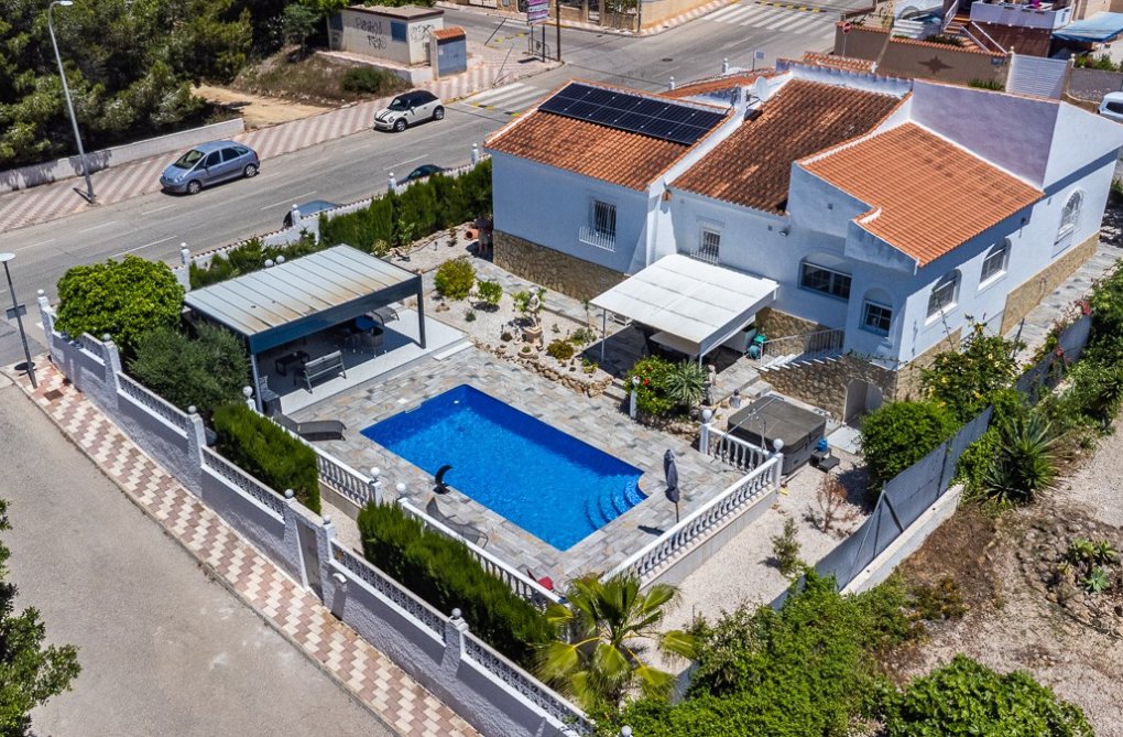 Wiederverkauf - villa - La Marina - Costa Blanca