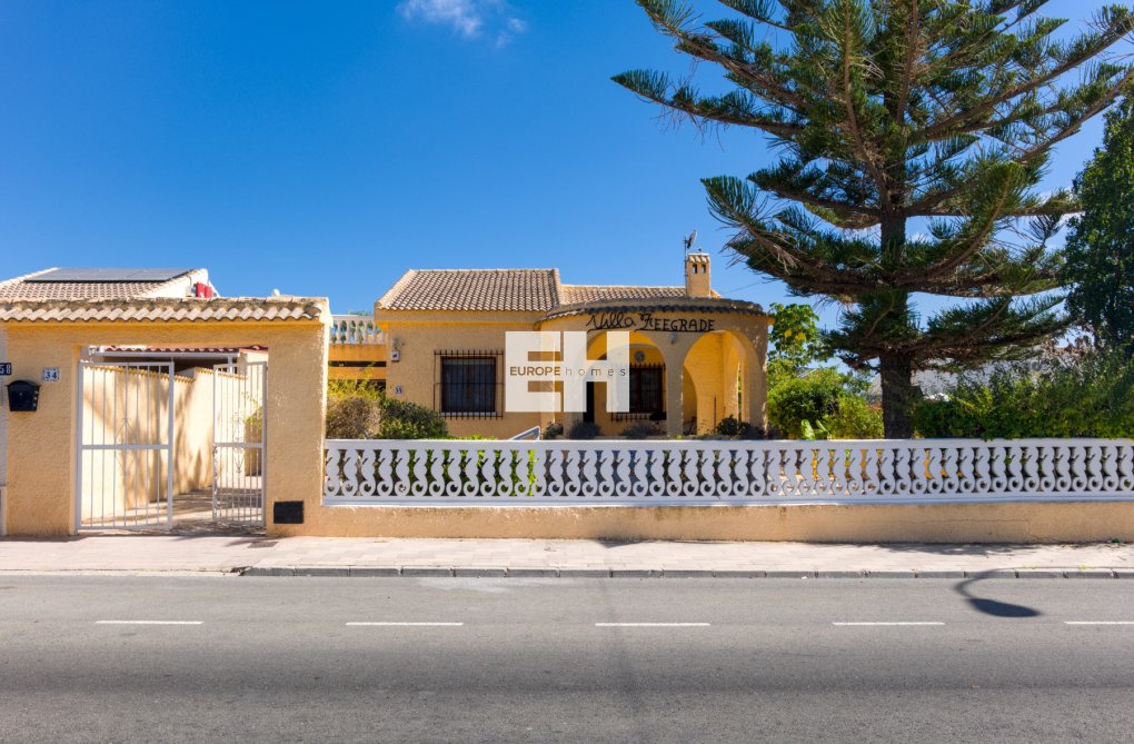 Wiederverkauf - villa - La Siesta - Costa Blanca