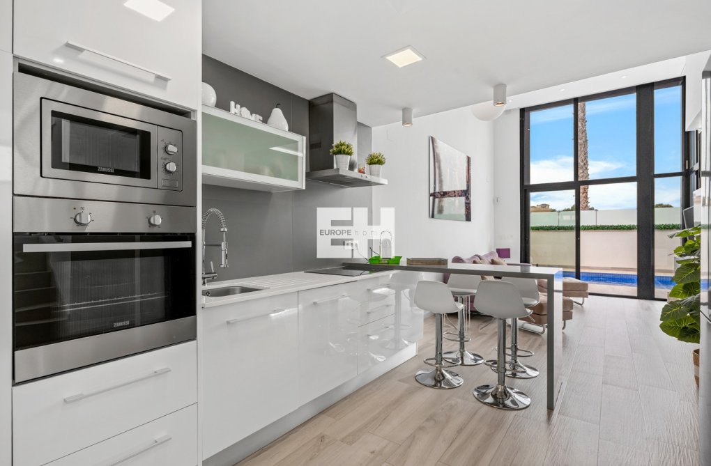 Wiederverkauf - villa - Orihuela Costa - Cabo Roig