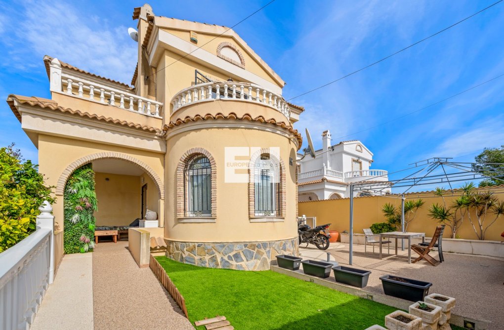 Wiederverkauf - villa - Orihuela Costa - Costa Blanca