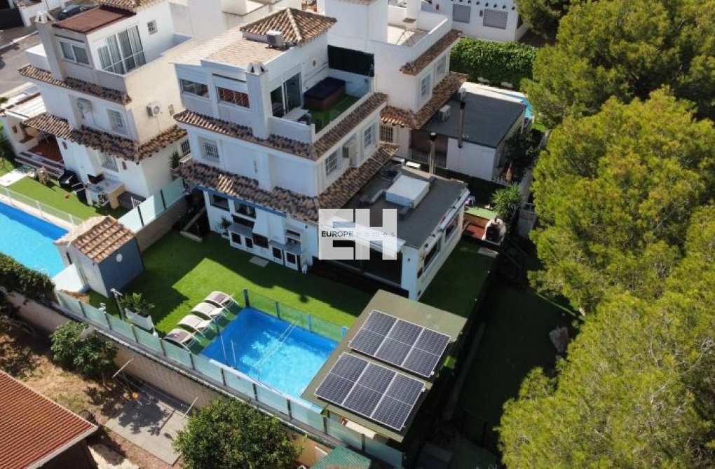 Wiederverkauf - villa - Orihuela Costa - Costa Blanca