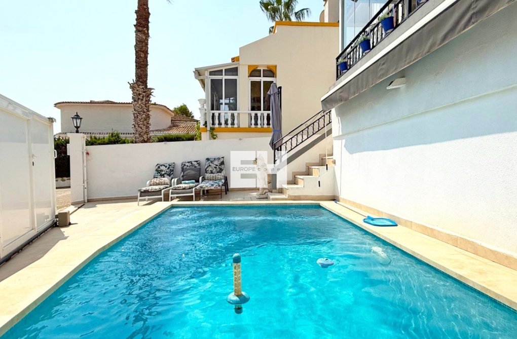 Wiederverkauf - villa - Orihuela Costa - Costa Blanca