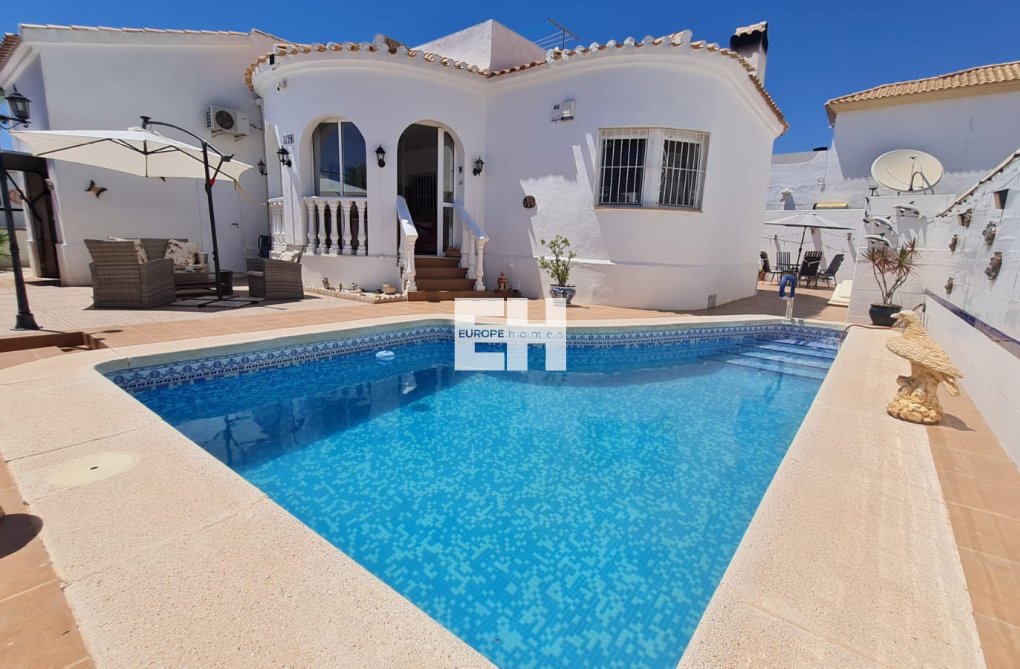 Wiederverkauf - villa - Orihuela Costa - Costa Blanca