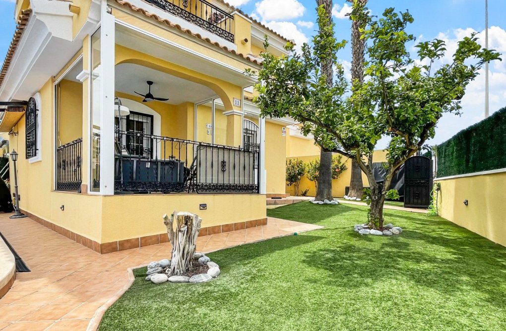 Wiederverkauf - villa - Orihuela Costa - Costa Blanca