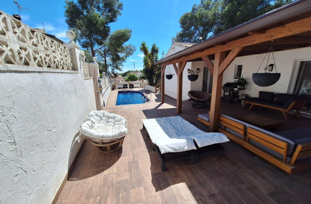 Wiederverkauf - villa - Pilar de la Horadada - Pinar de Campoverde