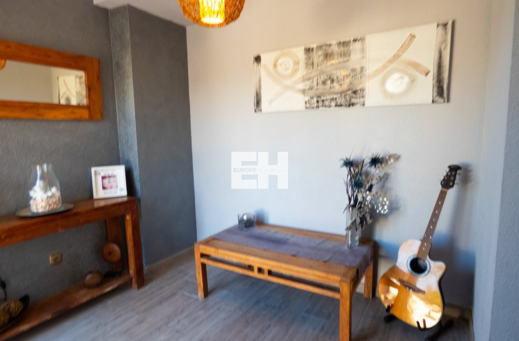 Wiederverkauf - villa - Playa Flamenca - Costa Blanca