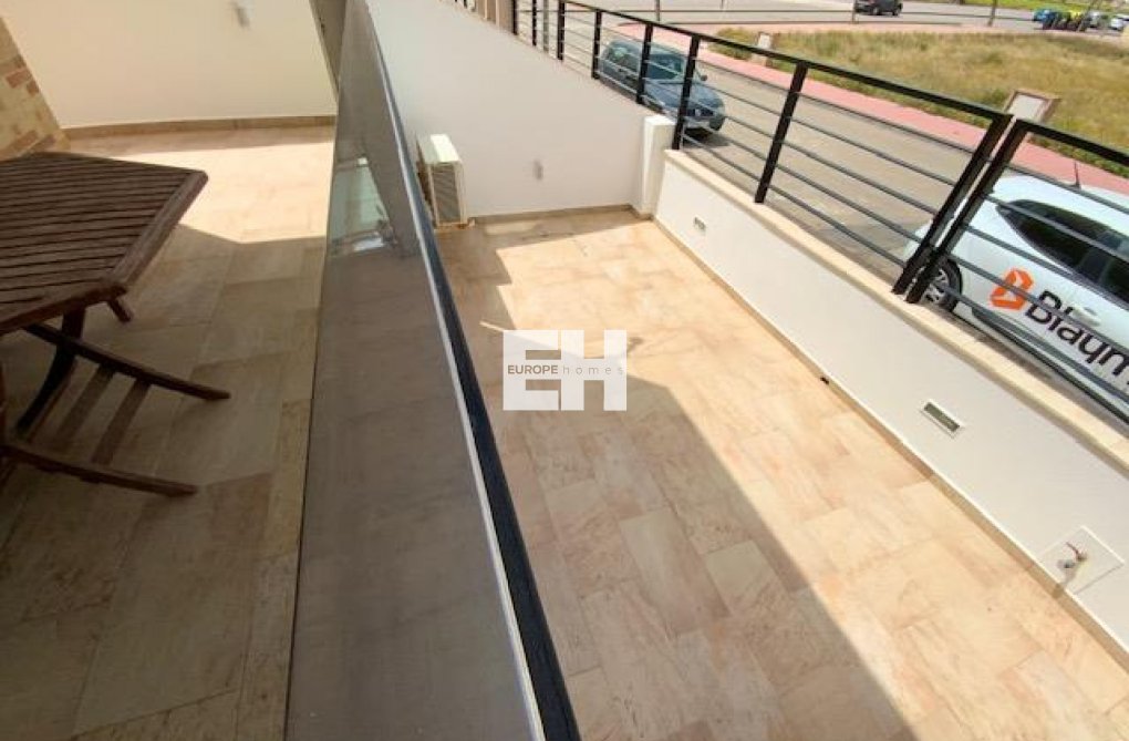 Wiederverkauf - villa - Roldan - Inland