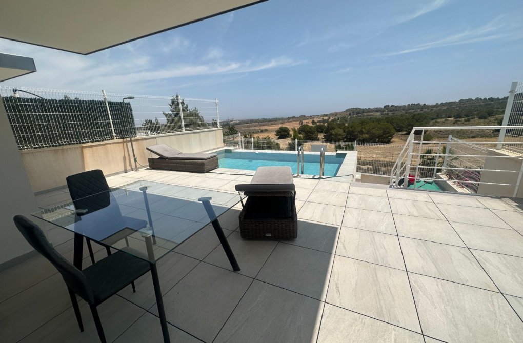 Wiederverkauf - villa - San Miguel de Salinas - Inland