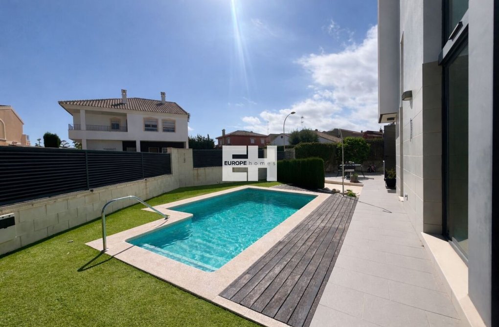 Wiederverkauf - villa - Santiago de la Ribera - Costa Calida