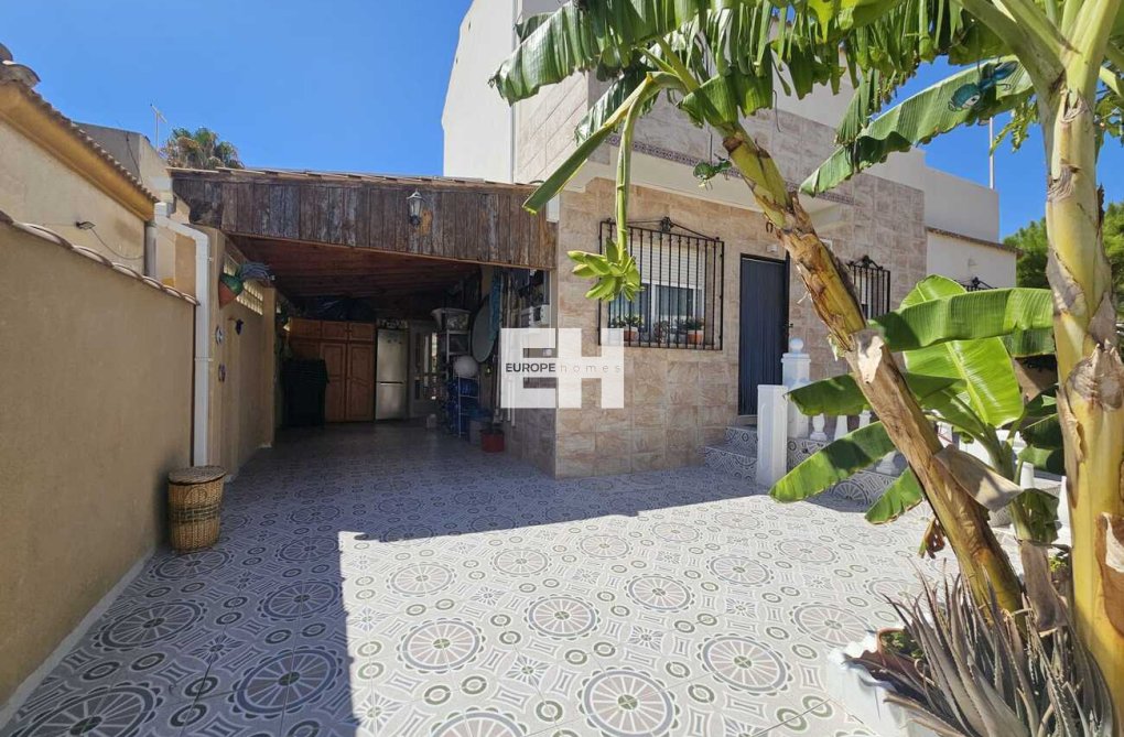 Wiederverkauf - villa - Torrevieja - Torre Del Moro