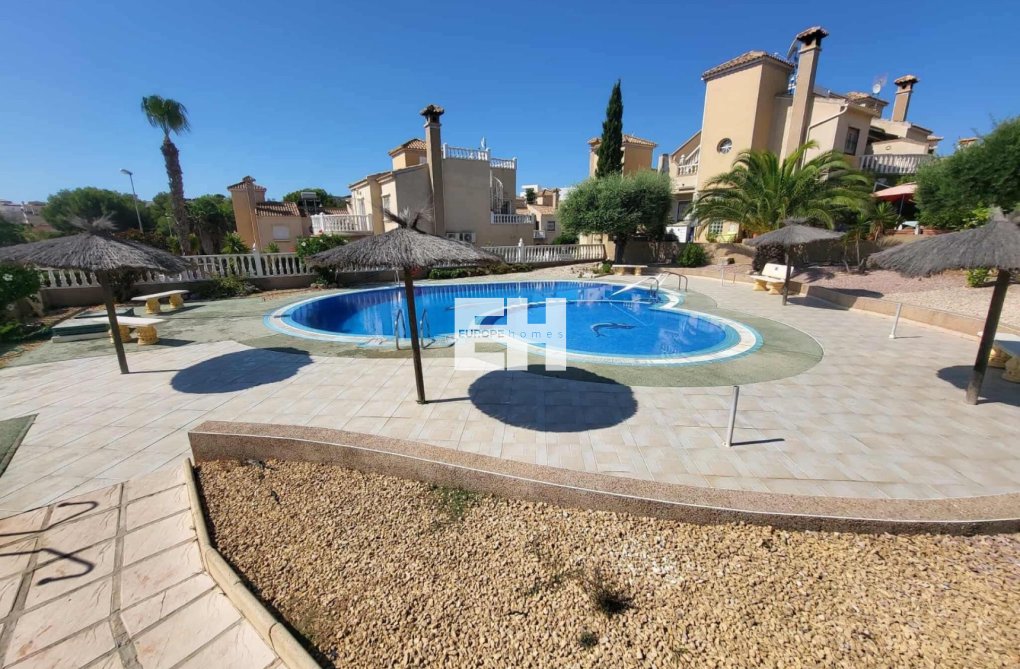 Wiederverkauf - villa - Villamartin - Costa Blanca