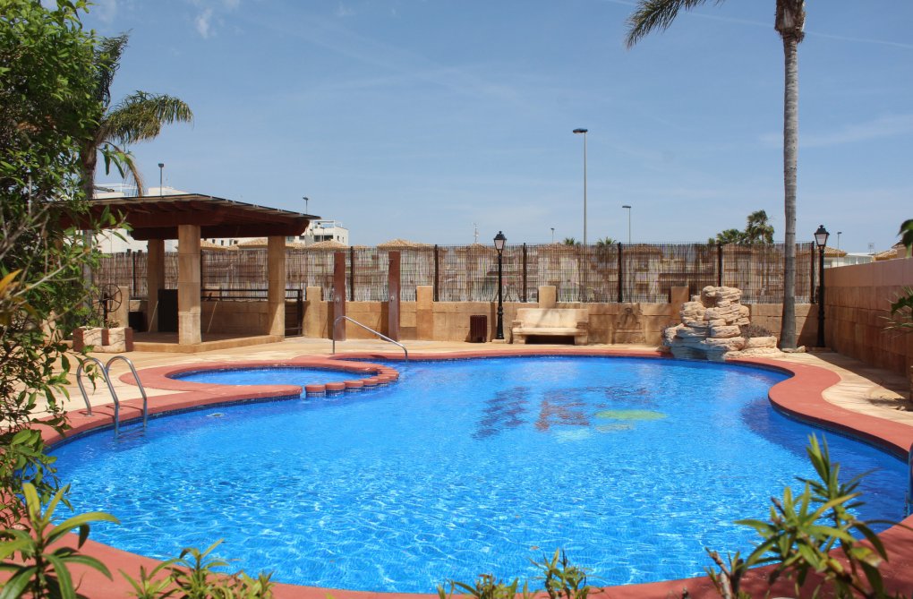 Wiederverkauf - villa - Villamartin - Costa Blanca
