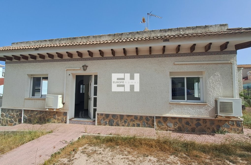 Wiederverkauf - villa - Villamartin - Costa Blanca