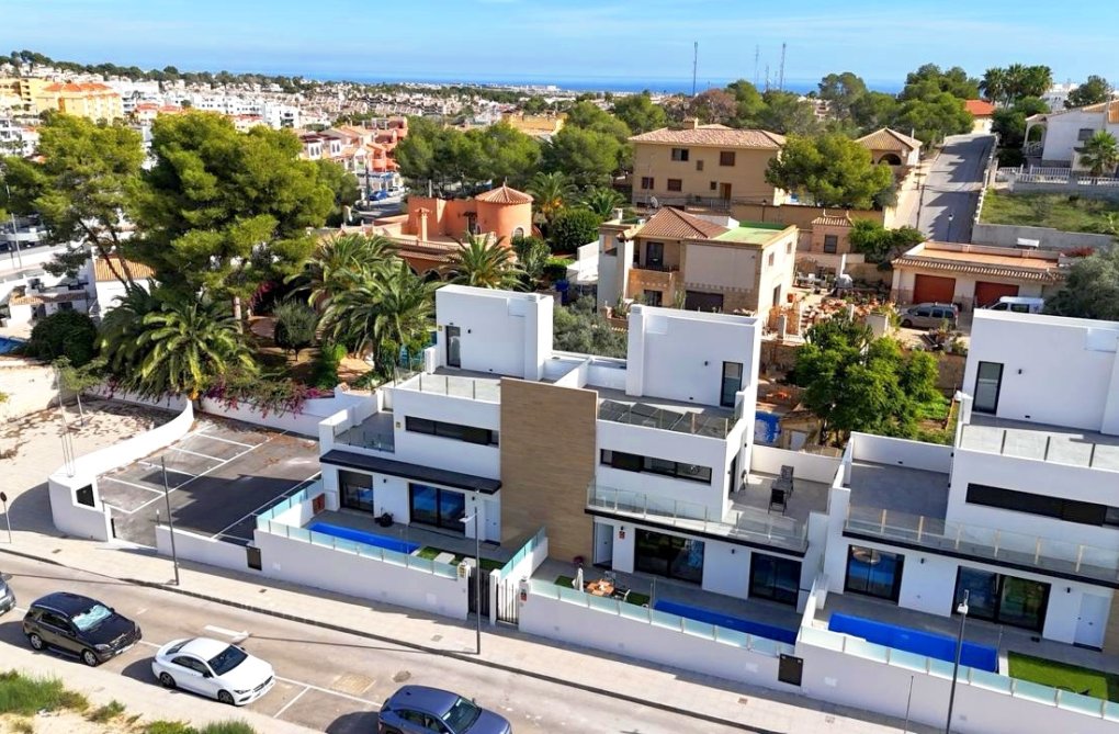 Wiederverkauf - villa - Villamartin - Costa Blanca