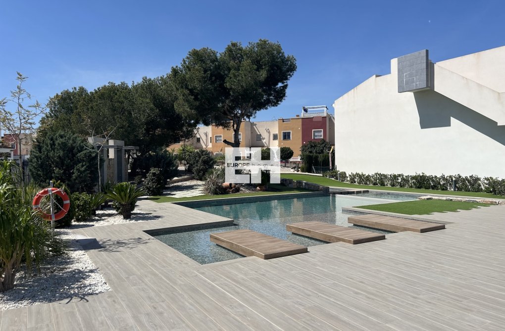 Wiederverkauf - Wohnung - Los Balcones - Costa Blanca