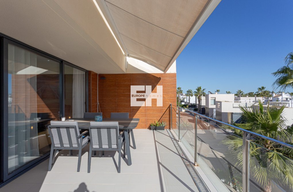Wiederverkauf - Wohnung - Orihuela Costa - Costa Blanca