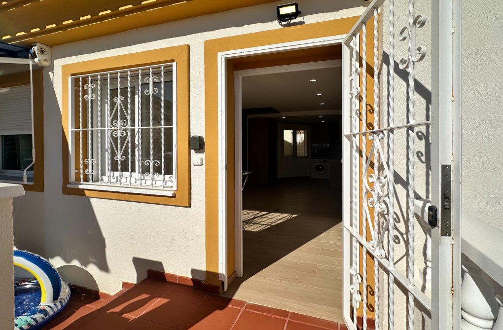 Wiederverkauf - Wohnung - Orihuela Costa - Costa Blanca