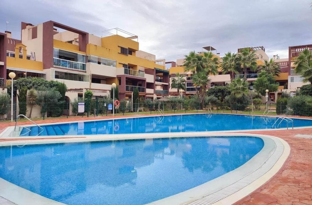 Wiederverkauf - Wohnung - Orihuela Costa - Costa Blanca