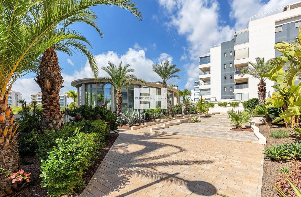 Wiederverkauf - Wohnung - Orihuela Costa - Villamartín