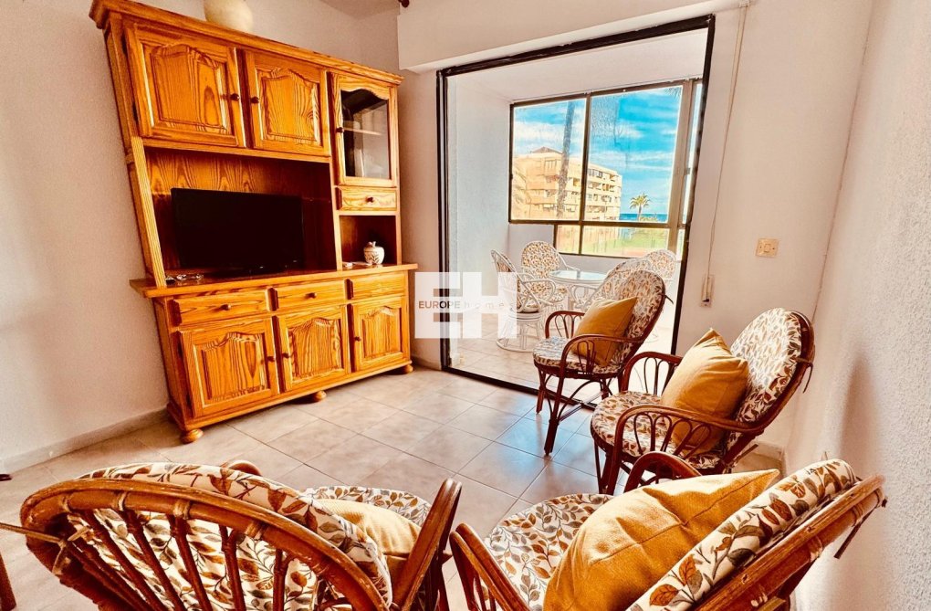 Wiederverkauf - Wohnung - Torrevieja - Cabo Cervera