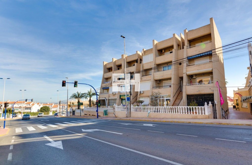 Wiederverkauf - Wohnung - Torrevieja - Cabo Cervera