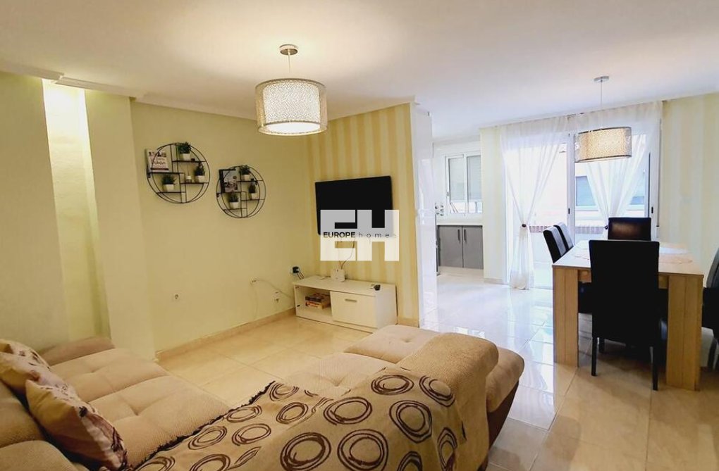 Wiederverkauf - Wohnung - Torrevieja - Centro