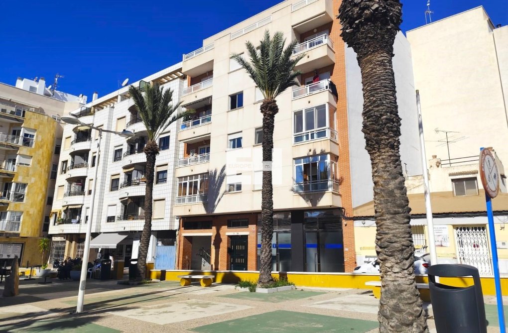 Wiederverkauf - Wohnung - Torrevieja - Centro