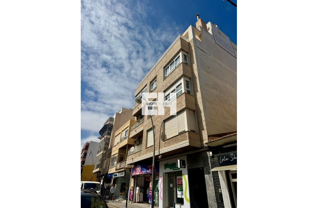 Wiederverkauf - Wohnung - Torrevieja - Centro