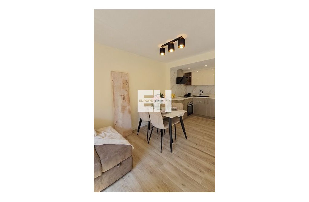 Wiederverkauf - Wohnung - Torrevieja - Centro