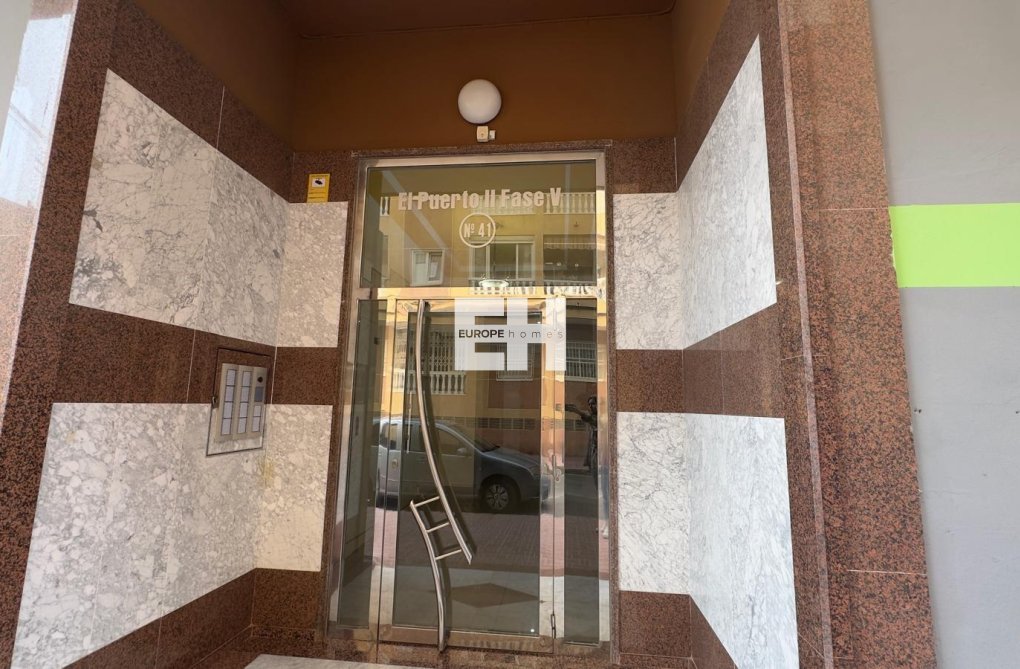 Wiederverkauf - Wohnung - Torrevieja - Centro