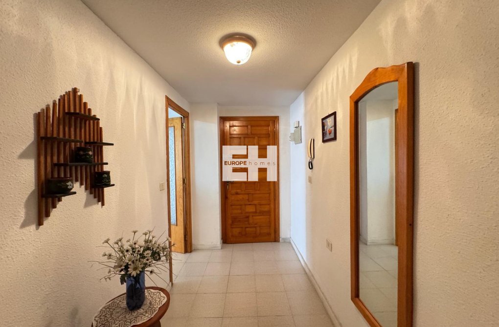 Wiederverkauf - Wohnung - Torrevieja - Centro