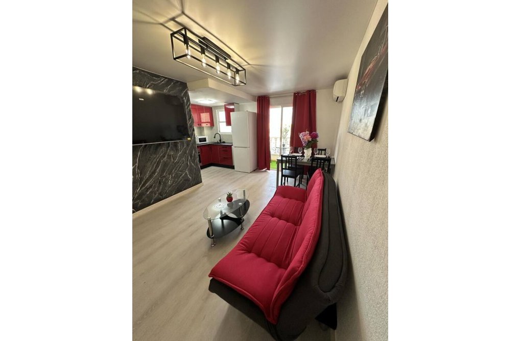 Wiederverkauf - Wohnung - Torrevieja - Centro
