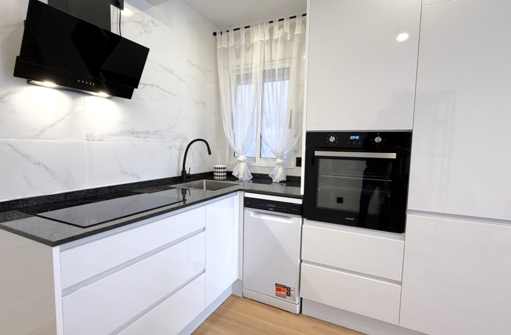 Wiederverkauf - Wohnung - Torrevieja - Costa Blanca
