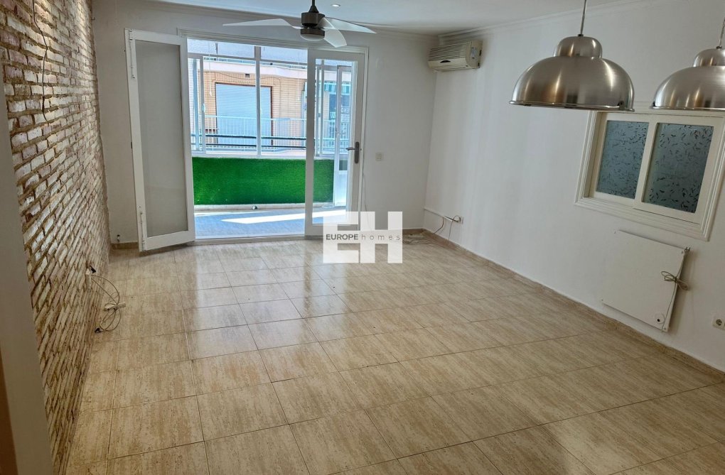 Wiederverkauf - Wohnung - Torrevieja - El Acequión - Los Náufragos