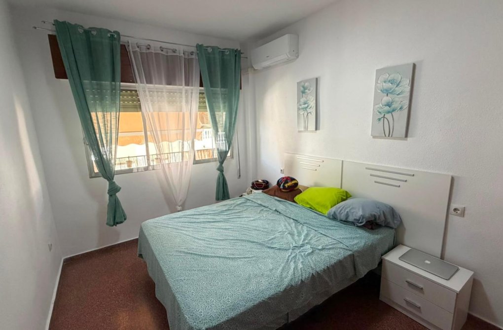 Wiederverkauf - Wohnung - Torrevieja - Habaneras