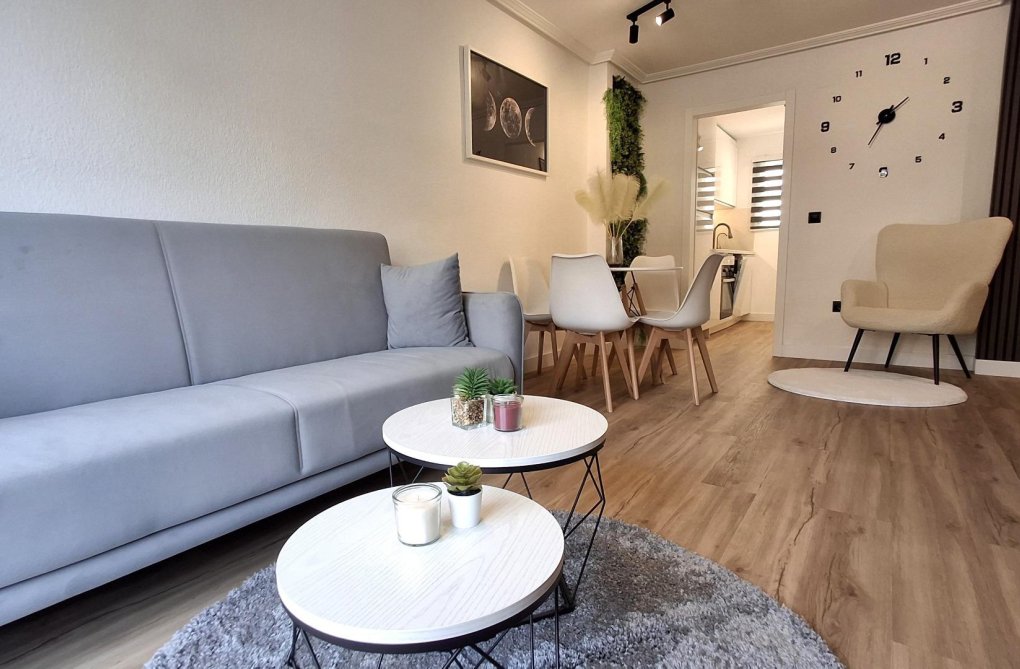 Wiederverkauf - Wohnung - Torrevieja - Habaneras