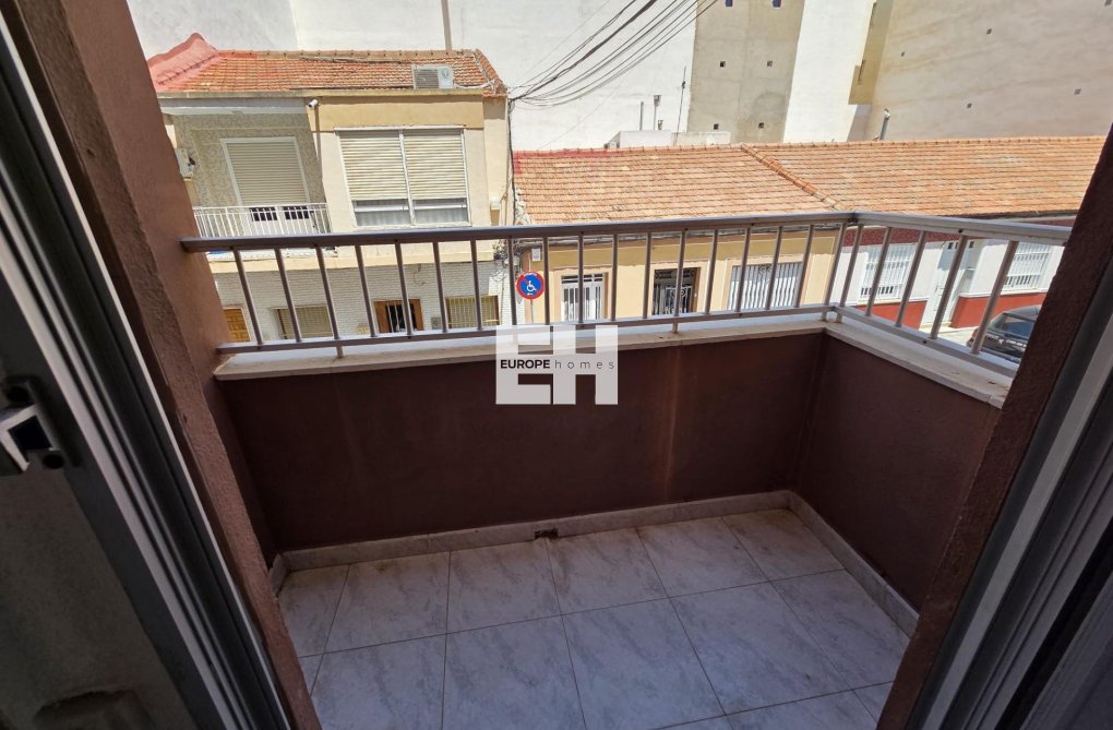 Wiederverkauf - Wohnung - Torrevieja - Las Piscinas Naturales