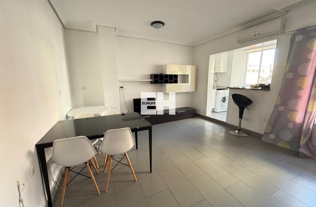 Wiederverkauf - Wohnung - Torrevieja - Las Piscinas Naturales