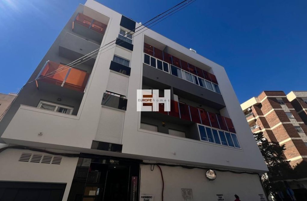 Wiederverkauf - Wohnung - Torrevieja - Parque De Las Naciones