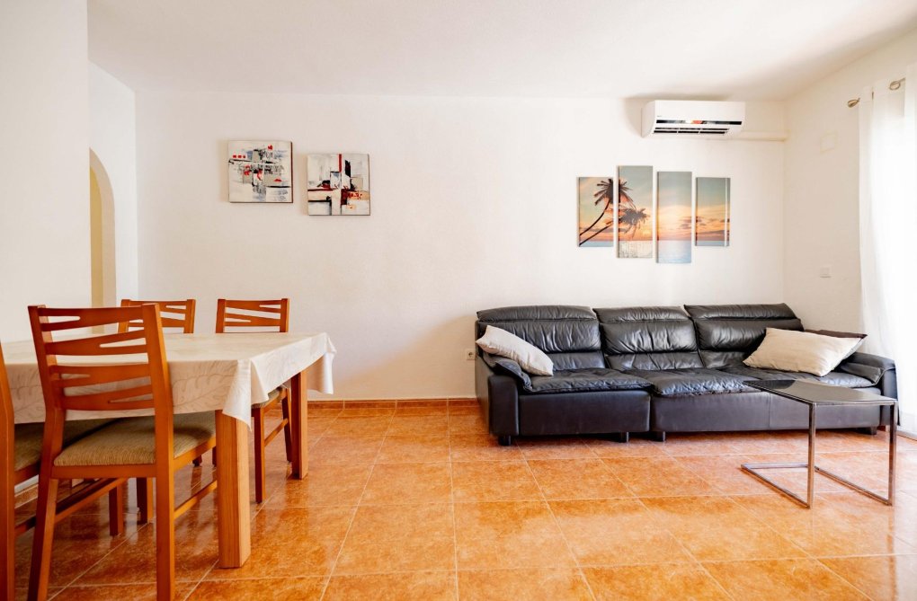 Wiederverkauf - Wohnung - Torrevieja - Playa de los Locos