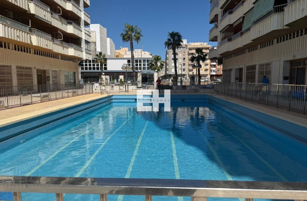 Wiederverkauf - Wohnung - Torrevieja - Playa del Acequión