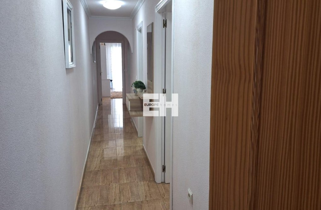 Wiederverkauf - Wohnung - Torrevieja - Playa del Cura