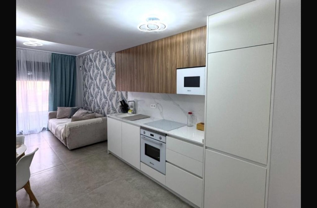 Wiederverkauf - Wohnung - Torrevieja - Playa del Cura