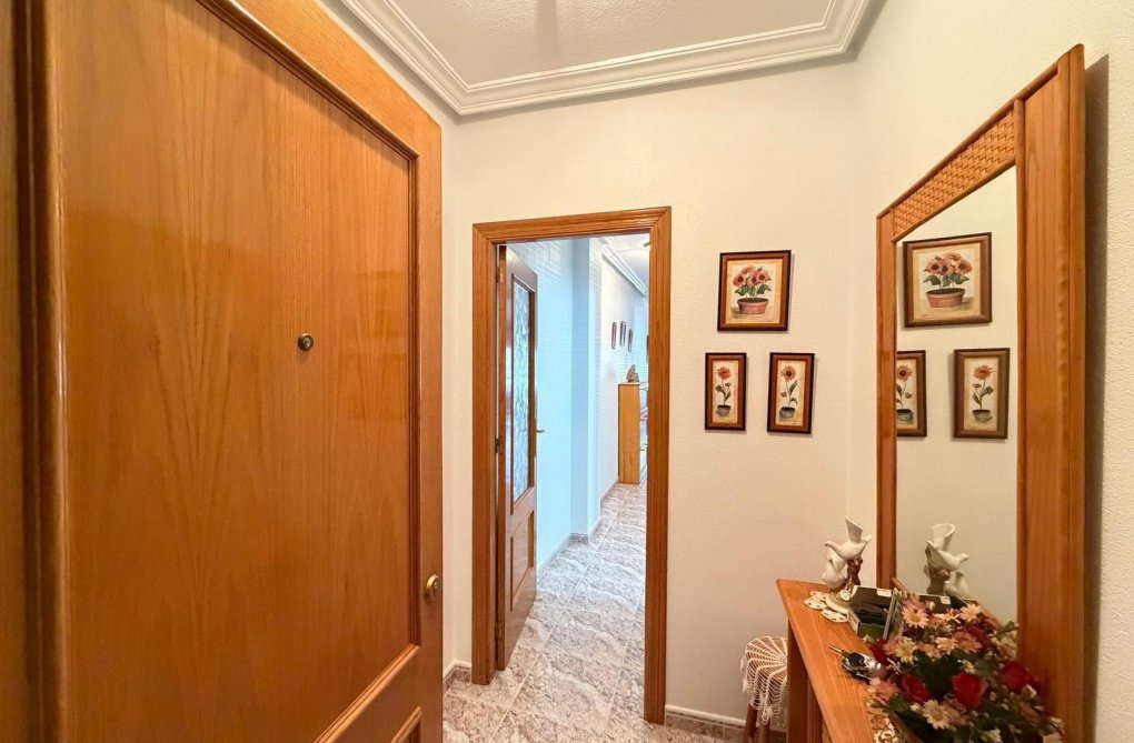 Wiederverkauf - Wohnung - Torrevieja - Playa del Cura