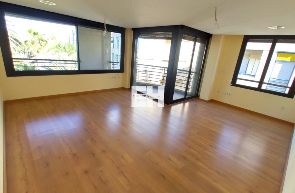 Wiederverkauf - Wohnung - Torrevieja - Puerto