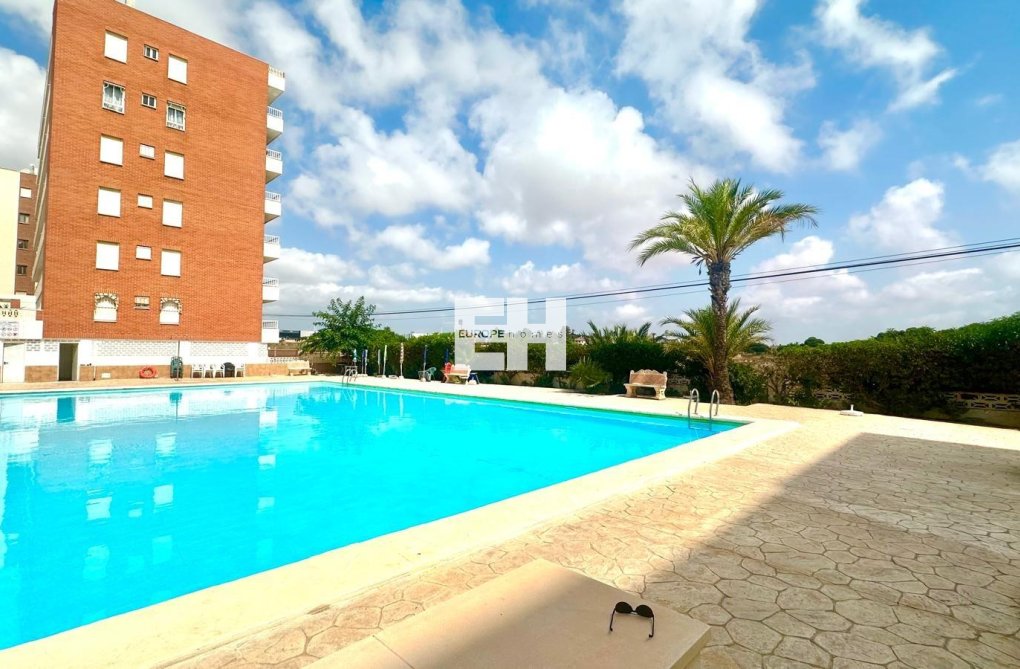 Wiederverkauf - Wohnung - Torrevieja - Punta Prima