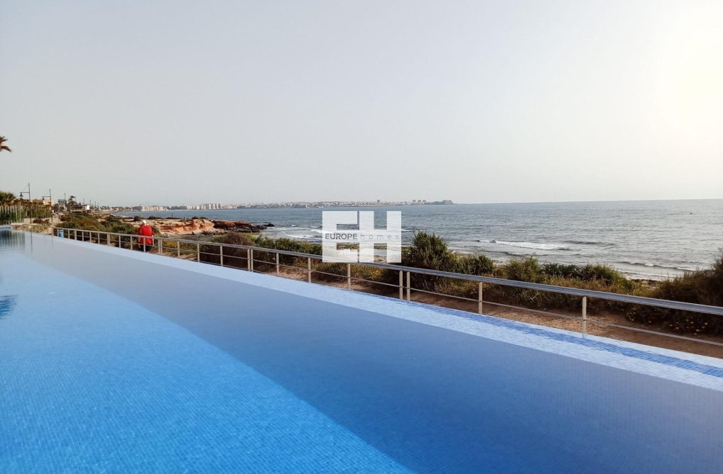 Wiederverkauf - Wohnung - Torrevieja - Punta Prima