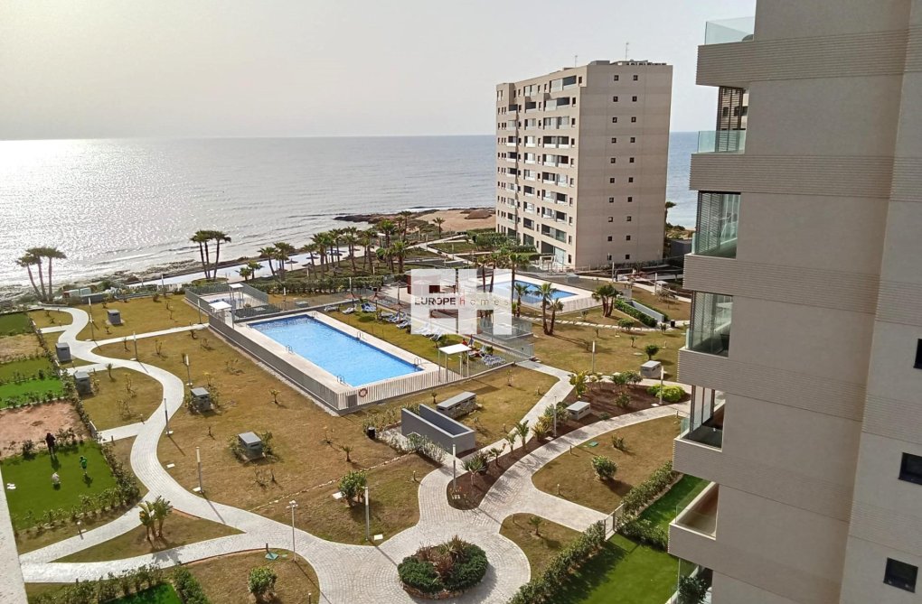 Wiederverkauf - Wohnung - Torrevieja - Punta Prima