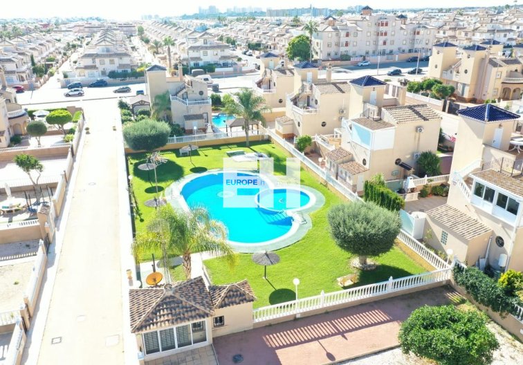 Wohnung - Wiederverkauf - Orihuela Costa - Lomas de Cabo Roig