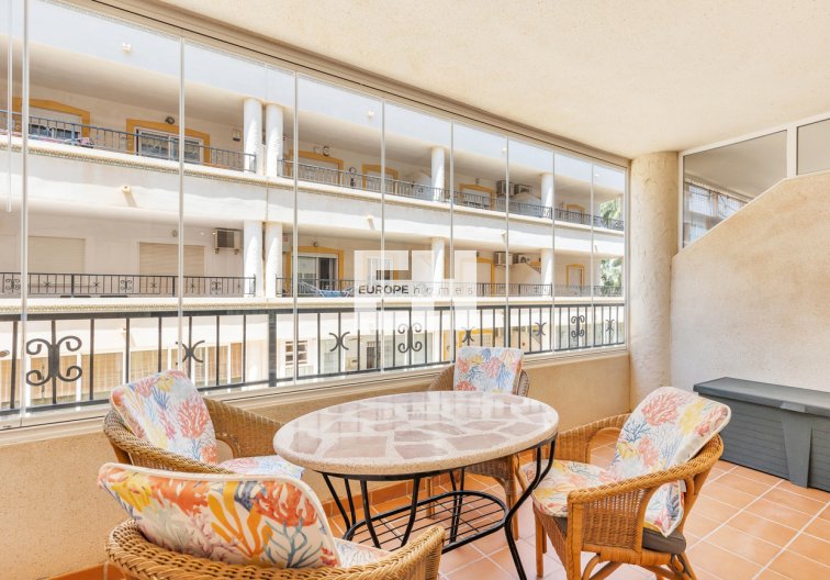 Wohnung - Wiederverkauf - Orihuela Costa - Orihuela Costa